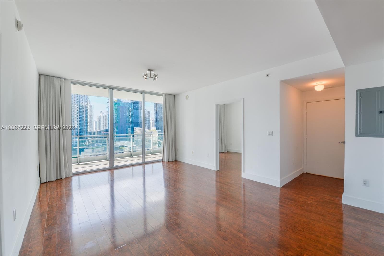 IVY at Riverfront Unit 2501 condo for rent at 90 SW 3rd St # 2501, Miami FL 33130