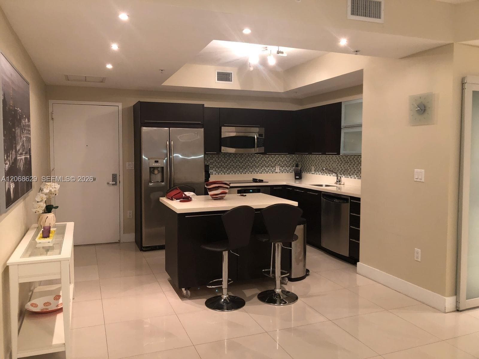 IVY at Riverfront Unit 3802 condo for rent at 90 SW 3rd St # 3802, Miami FL 33130