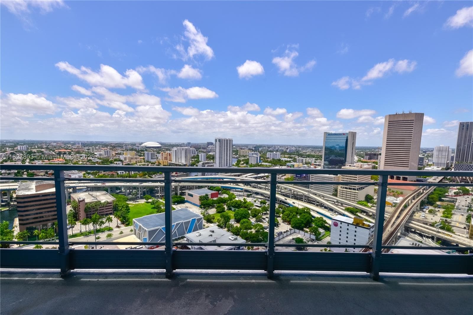 IVY at Riverfront Unit 3008 condo rented at 90 SW 3 STREET # 3008, Miami FL 33130