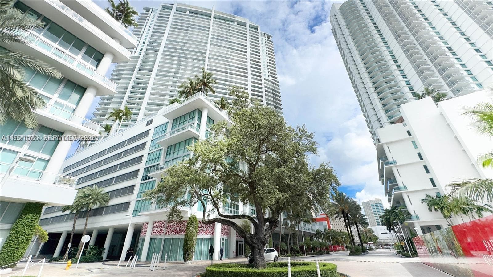 IVY at Riverfront Unit 4105 condo rented at 90 SW 3rd St # 4105, Miami FL 33130