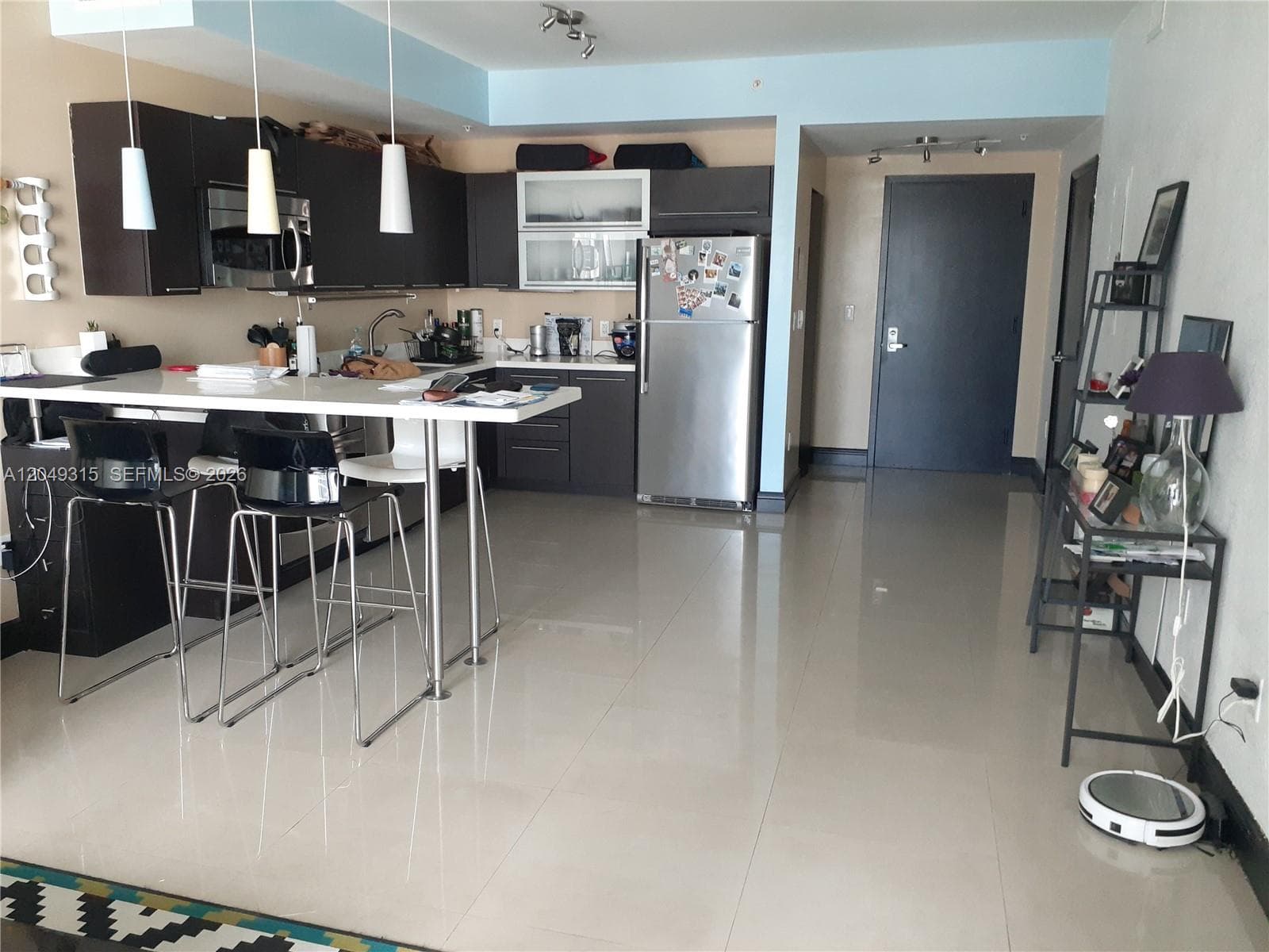 IVY at Riverfront Unit 1914 condo pending at 90 SW 3rd St # 1914, Miami FL 33130
