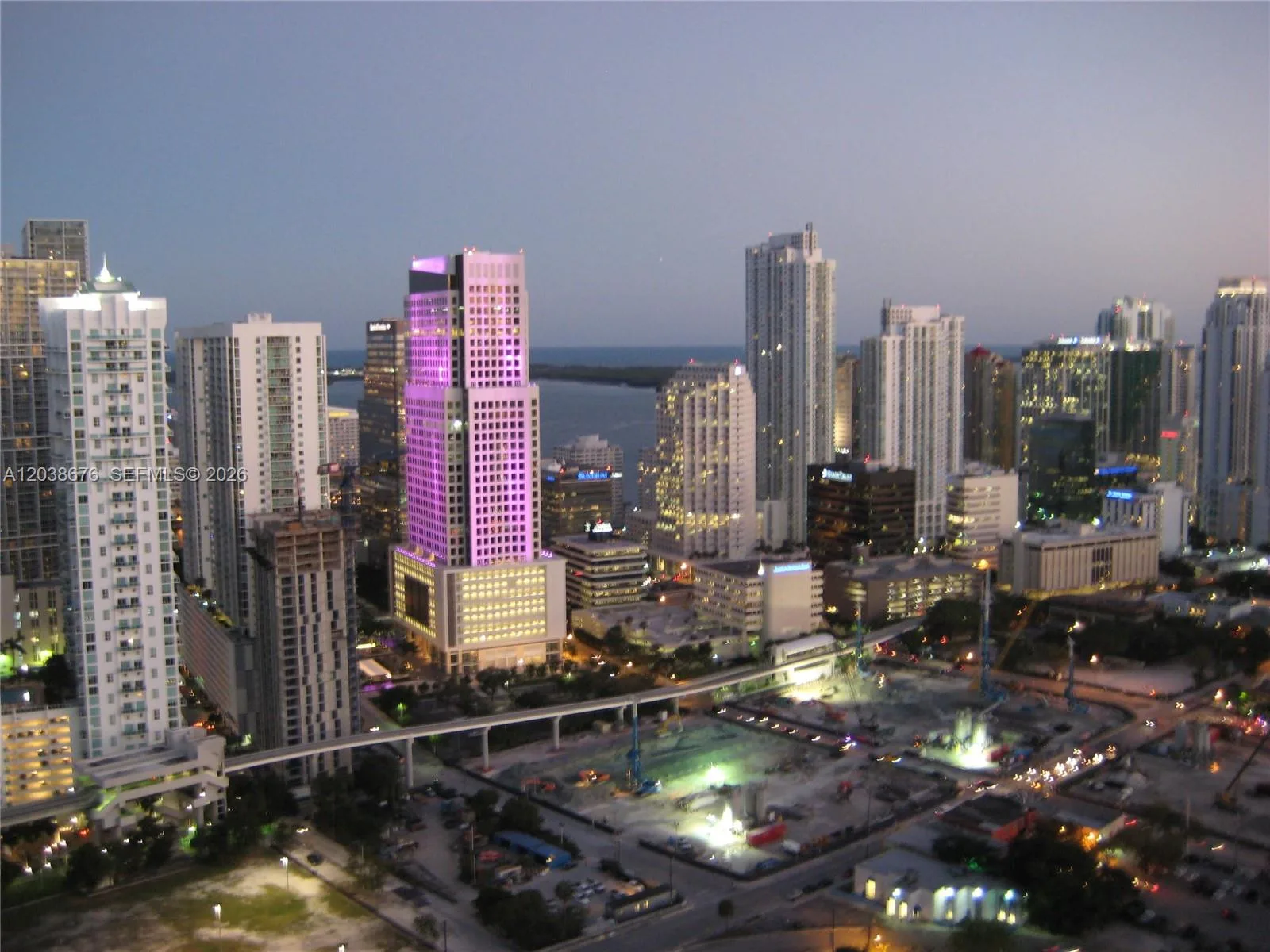 IVY at Riverfront Unit 4311 condo pending at 90 SW 3rd St # 4311, Miami FL 33130